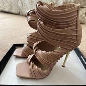 Ego twisted high heels, worn twice, beautiful color, size UK 6 = US 8.5